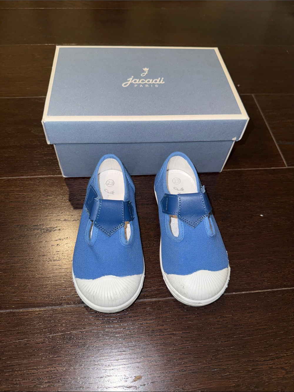 Jacadi Blue Canvas Chrome Sneakers size 23